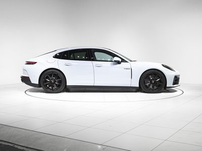 PORSCHE PANAMERA - 5