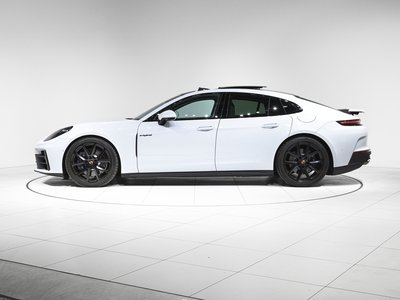 PORSCHE PANAMERA - 9