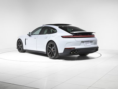 PORSCHE PANAMERA - 8