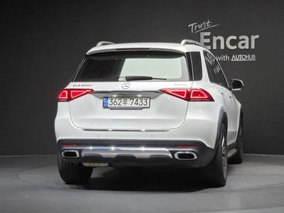 صورة 3 لـ 2021 Mercedes-BENZ GLE