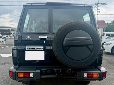 2025 Toyota LAND CRUISER 70 — миниатюра 39