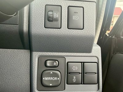 2025 Toyota LAND CRUISER 70 — миниатюра 14