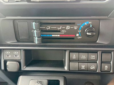 2025 Toyota LAND CRUISER 70 — миниатюра 15