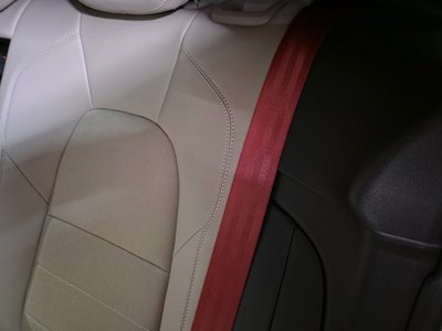 2025 Porsche MACAN 缩略图 12