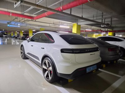 صورة 5 لـ 2025 Porsche MACAN