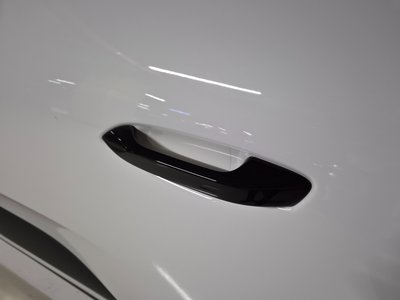 2025 Porsche MACAN 缩略图 11