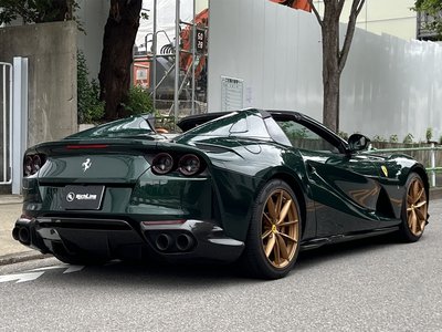 صورة 10 لـ 2021 Ferrari 812 GTS