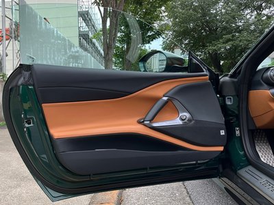 صورة 14 لـ 2021 Ferrari 812 GTS