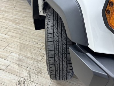 2024 Toyota LAND CRUISER 70 — миниатюра 25