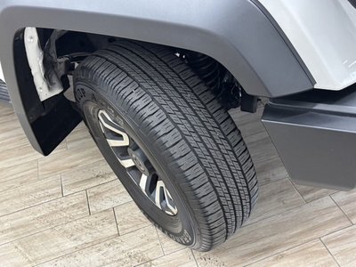 2024 Toyota LAND CRUISER 70 — миниатюра 26