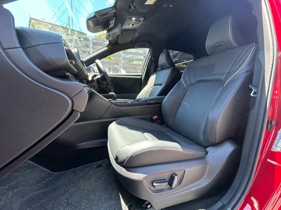 صورة مصغرة 15 لـ 2024 Toyota CROWN SPORT