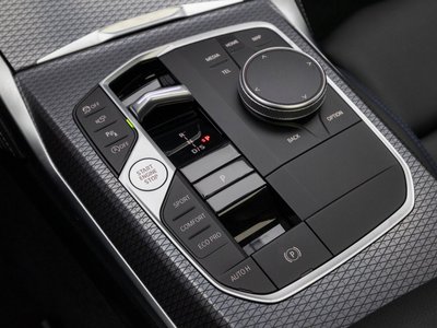 2026 BMW 4 SERIES photo 9