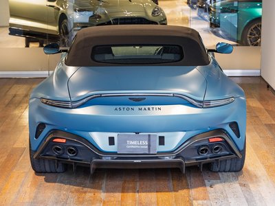 ASTON MARTIN V8 VANTAGE ROADSTER - 7