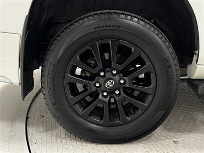 TOYOTA LAND CRUISER PRADO - 7