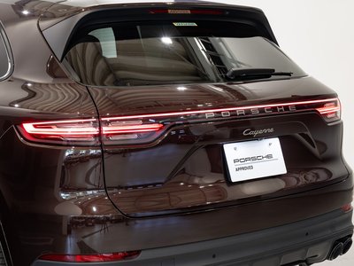 صورة 10 لـ 2022 Porsche CAYENNE