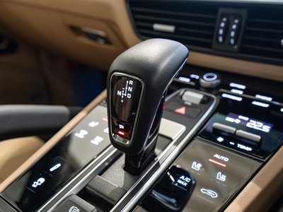 صورة مصغرة 43 لـ 2022 Porsche CAYENNE