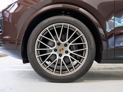 صورة مصغرة 17 لـ 2022 Porsche CAYENNE