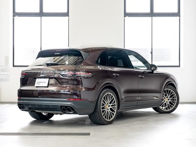 صورة 5 لـ 2022 Porsche CAYENNE