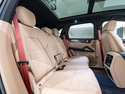 صورة مصغرة 35 لـ 2022 Porsche CAYENNE