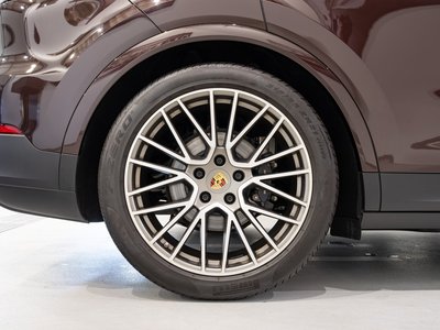 صورة مصغرة 19 لـ 2022 Porsche CAYENNE