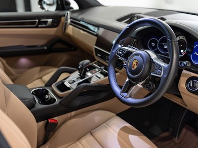 صورة مصغرة 29 لـ 2022 Porsche CAYENNE