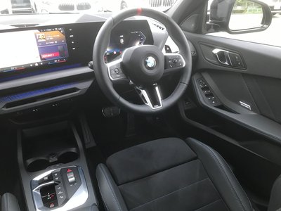 2025 BMW 1 SERIES 缩略图 57