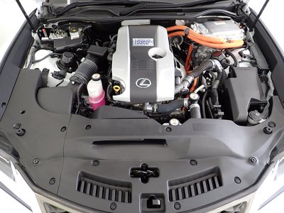 2020 Lexus RC thumbnail 37