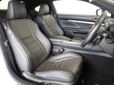 2020 Lexus RC thumbnail 21