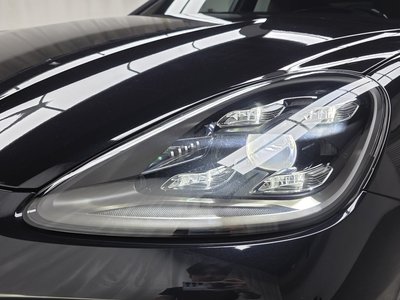 PORSCHE CAYENNE - 9