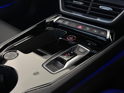 صورة مصغرة 38 لـ 2023 AUDI E-TRON GT QUATTRO