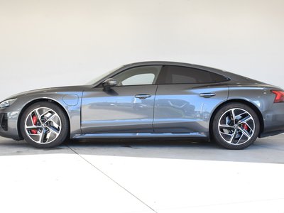 صورة 10 لـ 2023 AUDI E-TRON GT QUATTRO