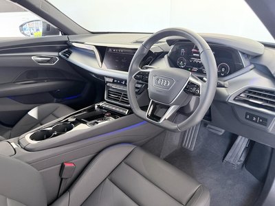 صورة مصغرة 27 لـ 2023 AUDI E-TRON GT QUATTRO