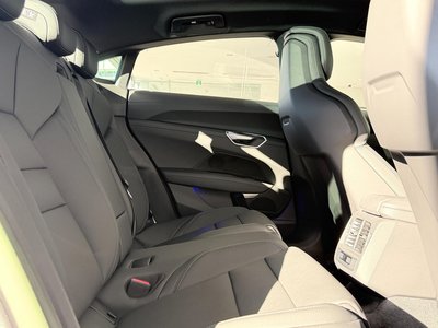 صورة مصغرة 46 لـ 2023 AUDI E-TRON GT QUATTRO