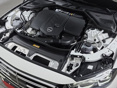 MERCEDES-BENZ E-CLASS - 7