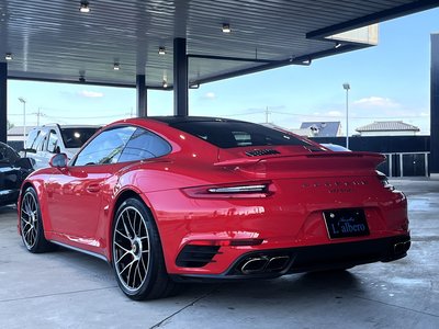 صورة 8 لـ 2016 Porsche 911