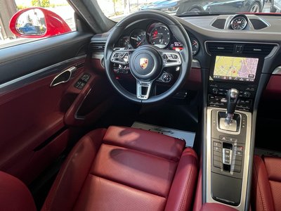 صورة مصغرة 31 لـ 2016 Porsche 911