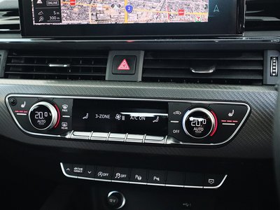 2023 AUDI RS4 AVANT — миниатюра 32