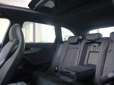 2023 AUDI RS4 AVANT — миниатюра 70