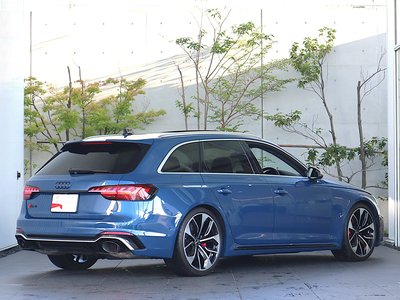 صورة 8 لـ 2023 AUDI RS4 AVANT