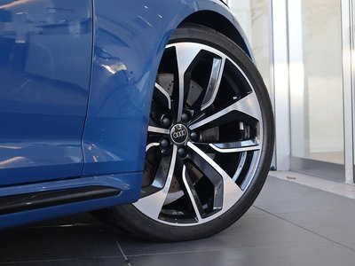 2023 AUDI RS4 AVANT — миниатюра 21