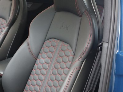 صورة 3 لـ 2023 AUDI RS4 AVANT