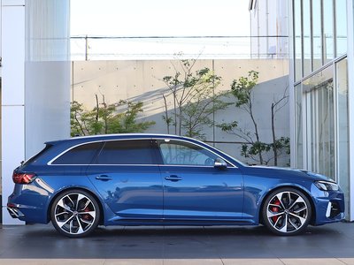 صورة 9 لـ 2023 AUDI RS4 AVANT