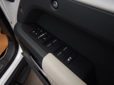 2023 LAND Rover DEFENDER 缩略图 35
