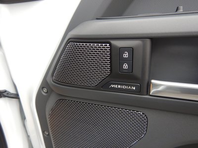 2023 LAND Rover DEFENDER 缩略图 36