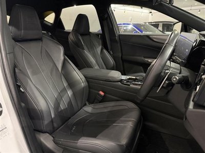 صورة 2 لـ 2021 Lexus NX