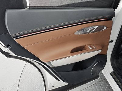 صورة مصغرة 15 لـ 2024 Genesis GV70