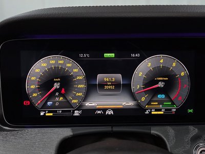 MERCEDES-BENZ CLS - 8