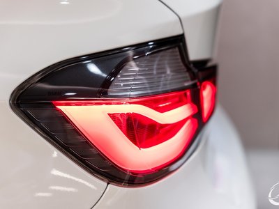 2016 BMW M3 SEDAN thumbnail 16