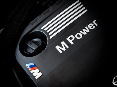 2016 BMW M3 SEDAN thumbnail 33