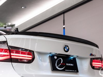 2016 BMW M3 SEDAN thumbnail 15